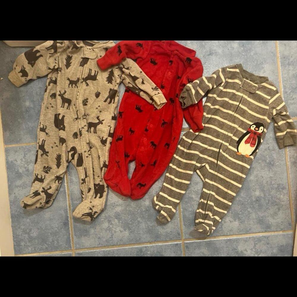Baby winter fleece sleepies/one pieces lot of 3 3-6 months carters
